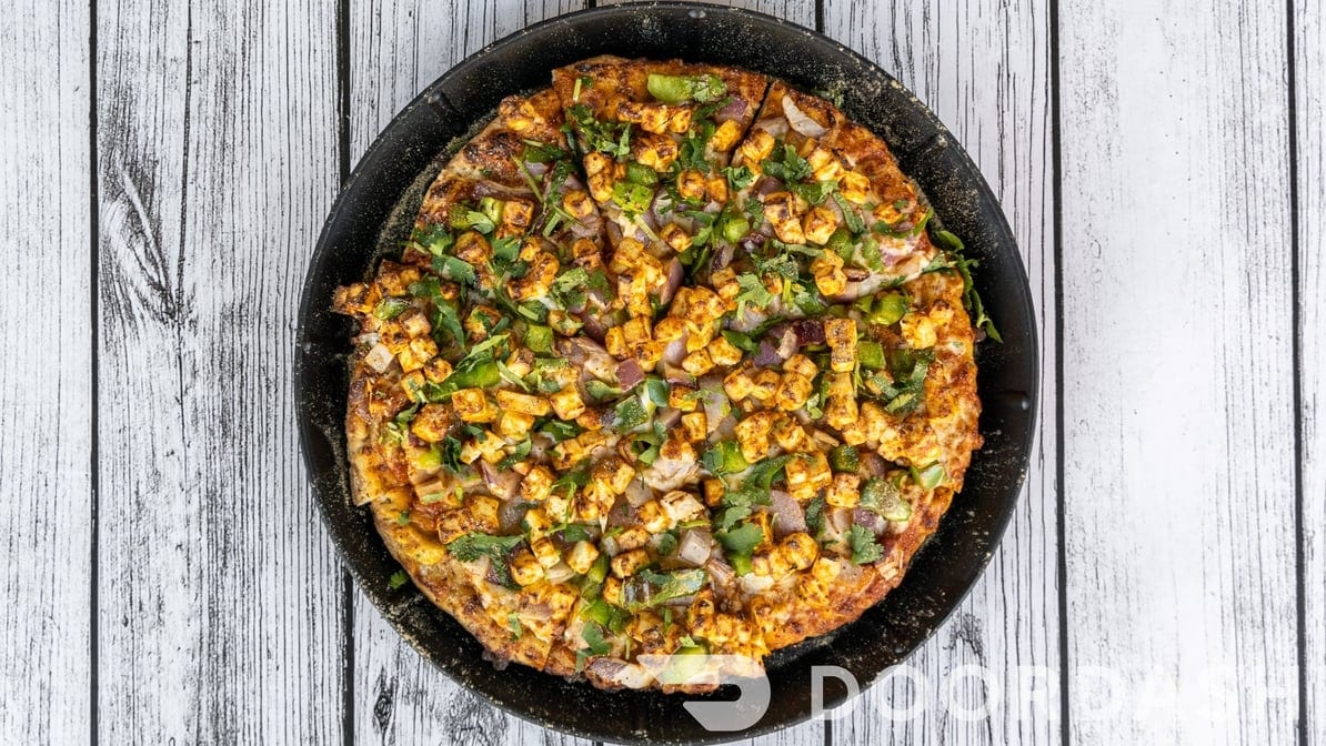 Chili Paneer Pizza​.