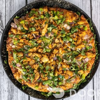Achari Chicken Pizza