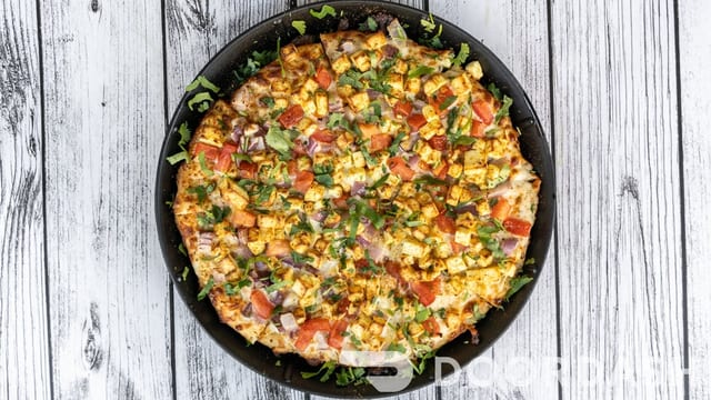 Karahi Paneer Pizza.
